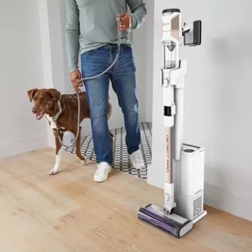 Aspirateur balai							SHARK				DetectPro avec base de vidage automatique IW3611EU