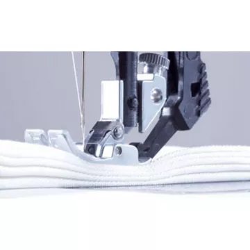 Machine à coudre							PFAFF				SELE42