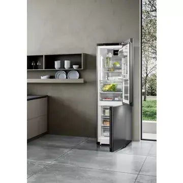 Réfrigérateur combiné		LIEBHERR	CBNbsd578i-22 BioFresh