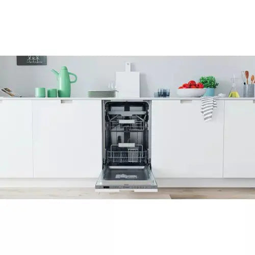 Lave vaisselle encastrable INDESIT DSIO3T224CE